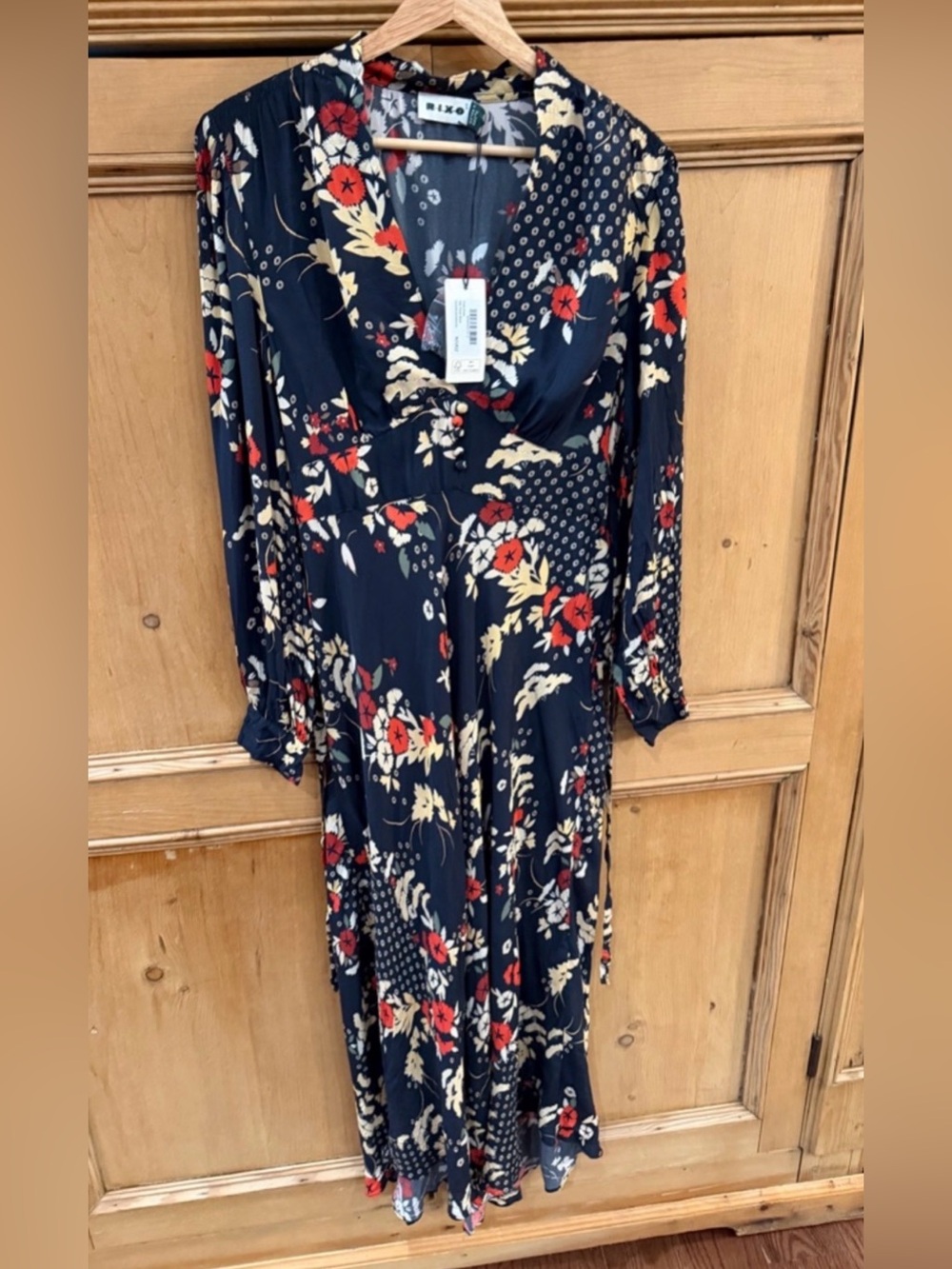 RIXO Trula Maxi Dress - Picture 3 of 5
